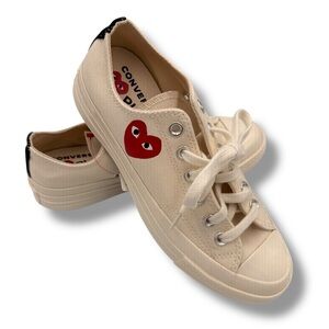 Comme des Garçons Play x Converse Low Top Sneakers – Cream | BNWT | EU 39